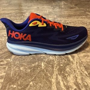 Men’s Hoka Clifton 9